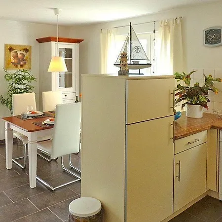 Appartement Fewo-5-1-s-ferienwohnung-in-graal-mueritz