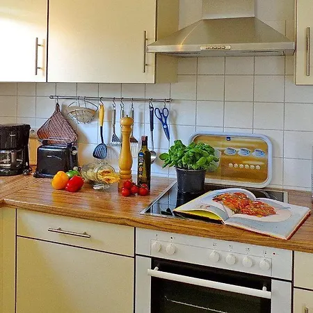 Fewo-5-1-s-ferienwohnung-in-graal-mueritz